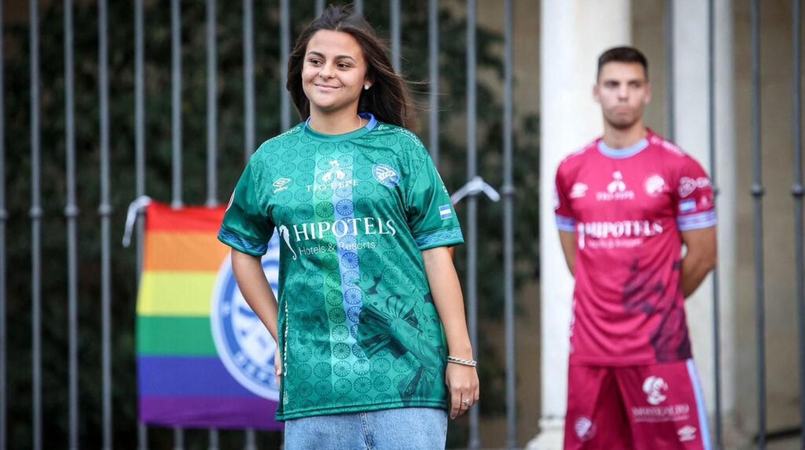 El XDFC estrenará ante el Mar Menor la camiseta dedicada al pueblo gitano.