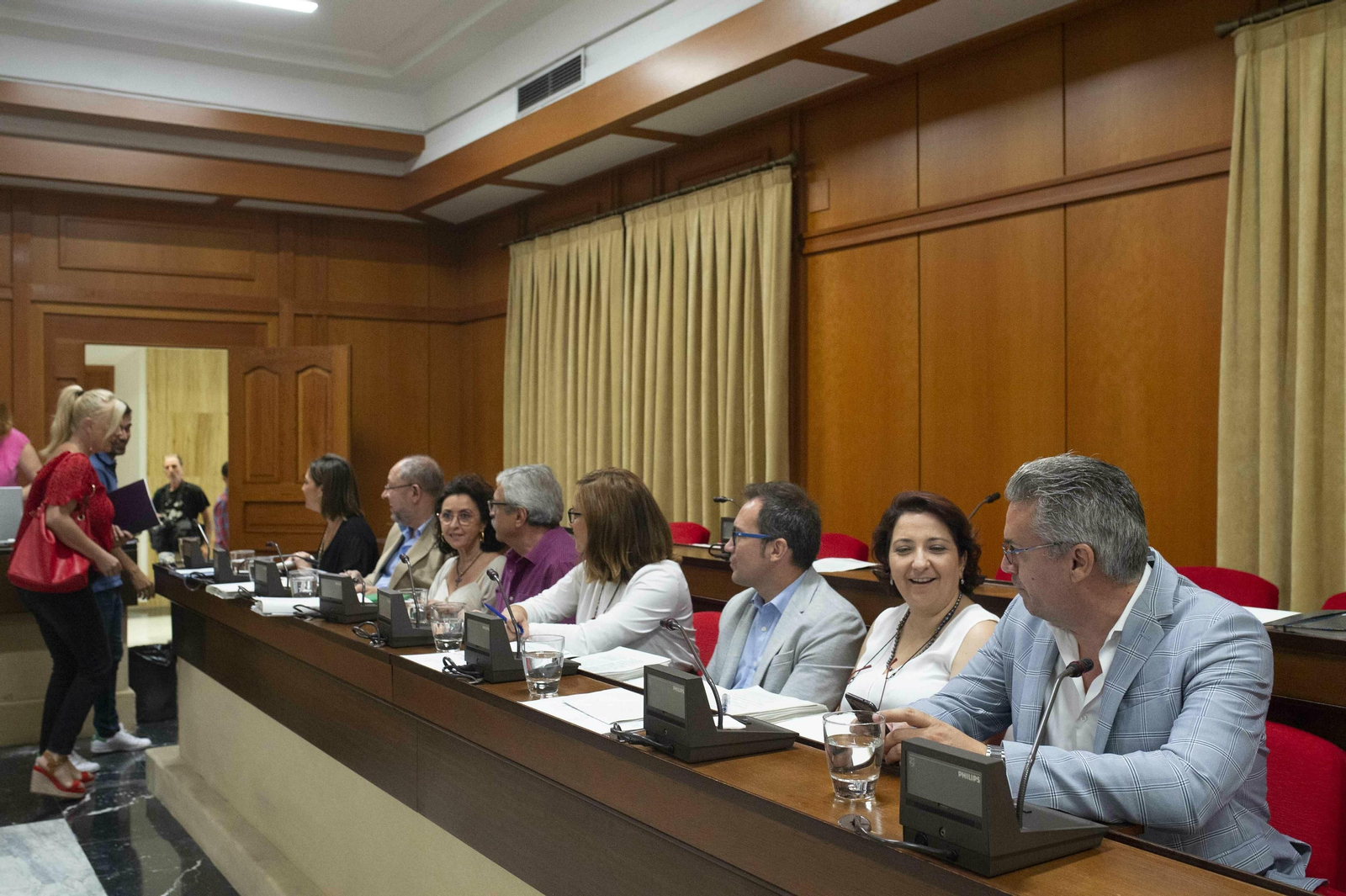 Bancada socialista en el Pleno.