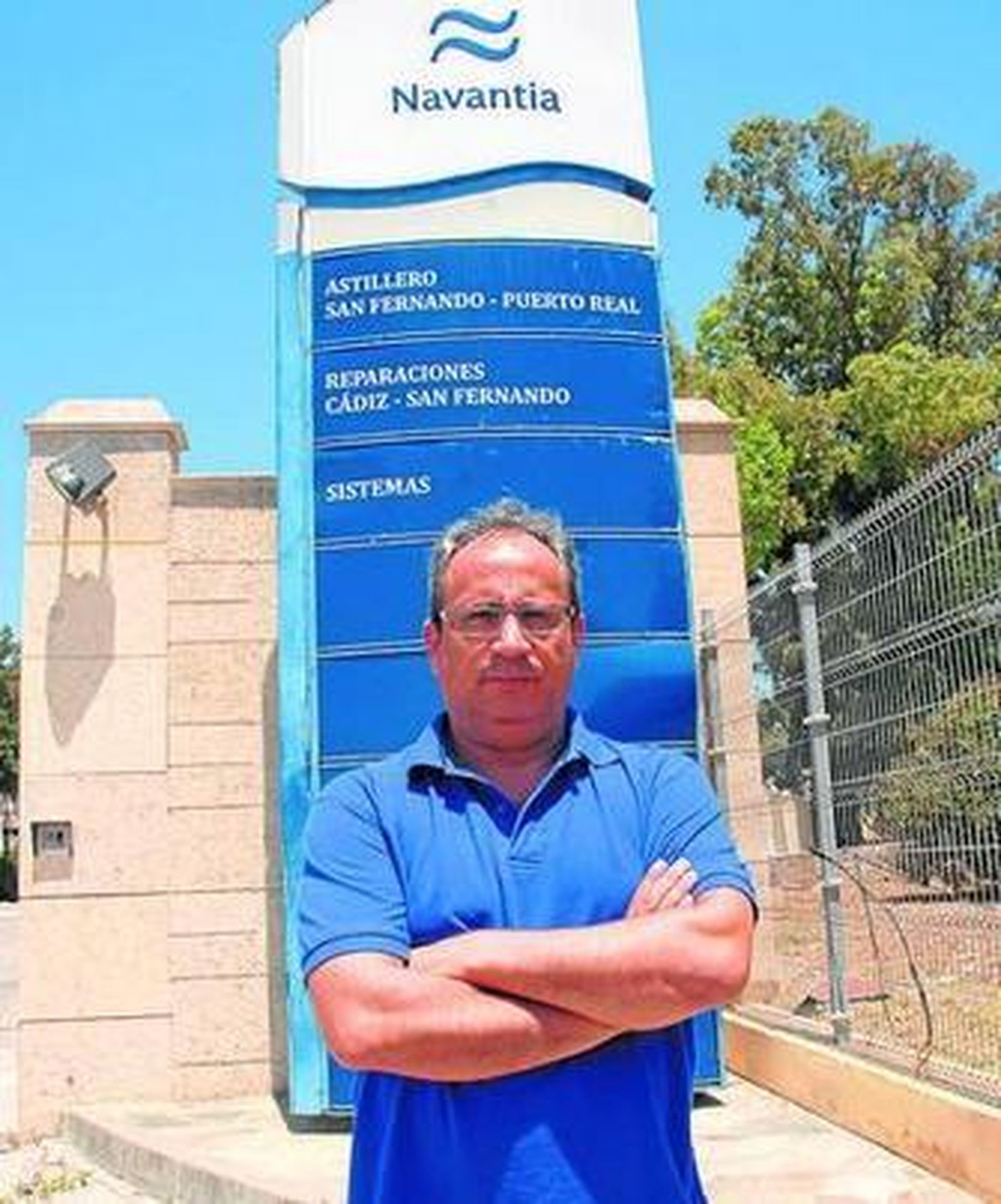 Jesús Peralta ayer, a la entrada de la factoría de San Fernando.