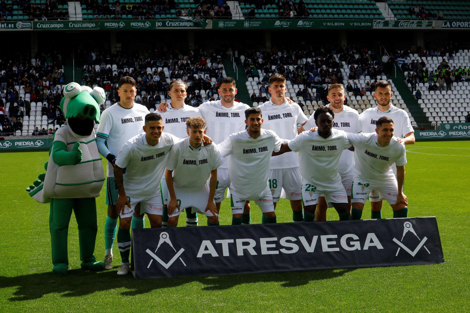 Las mejores fotos del ambiente en el Córdoba CF - Atlético Baleares en El Arcángel