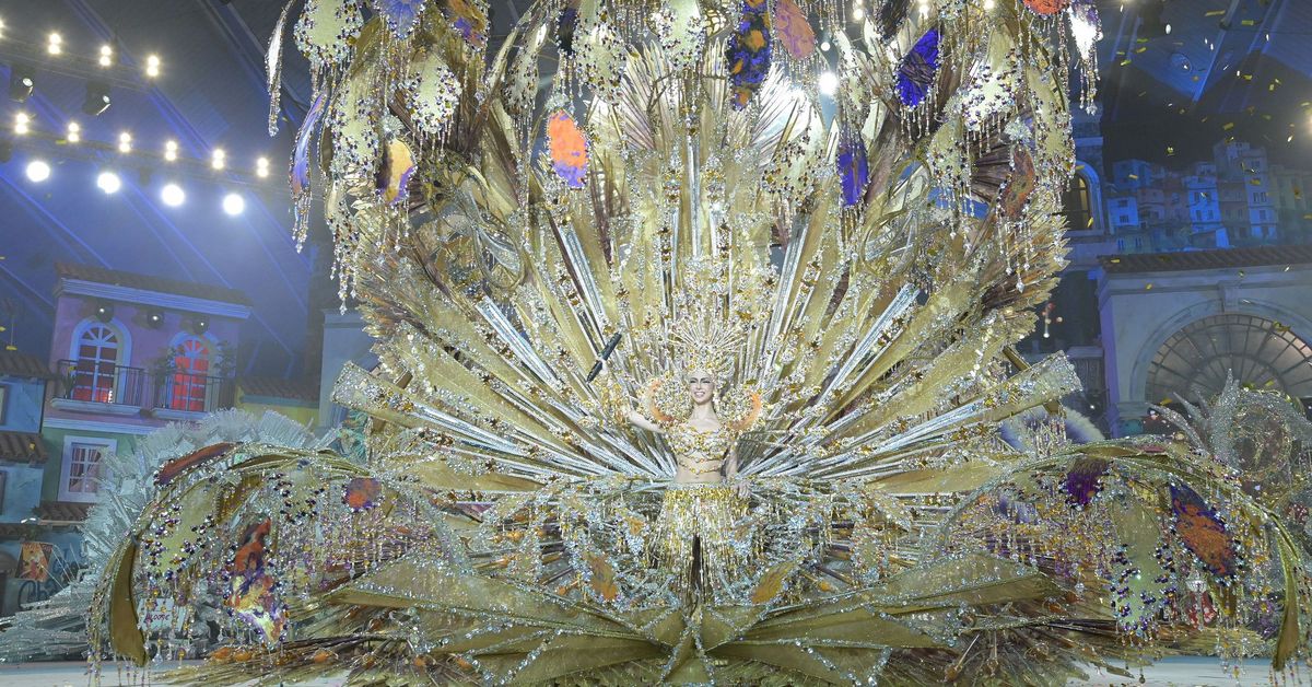 Las espectaculares fantasías de la gala de la reina del carnaval de Santa Cruz de Tenerife 2026, em imágenes