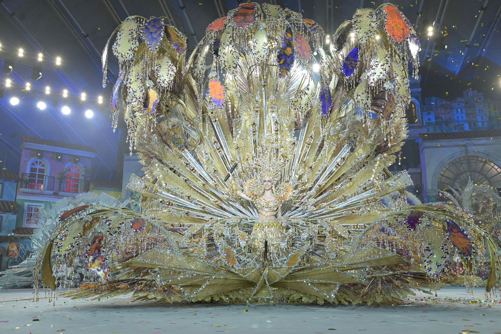Las espectaculares fantasías de la gala de la reina del carnaval de Santa Cruz de Tenerife 2026