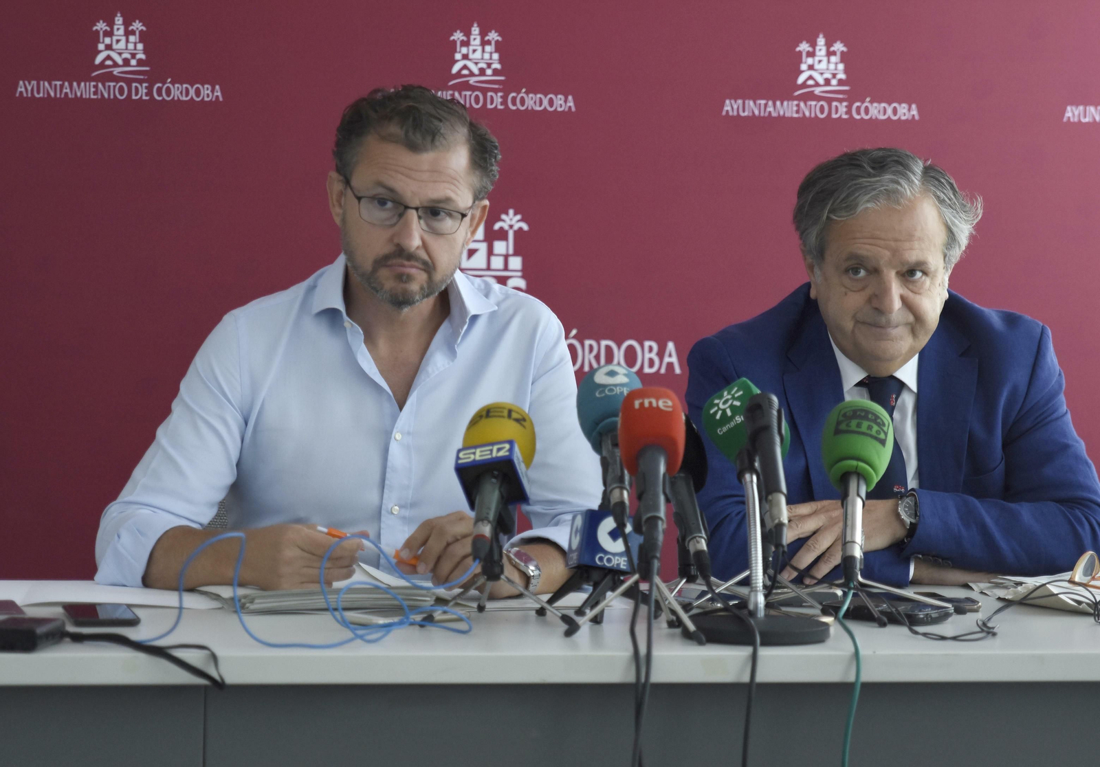 David Dorado y Salvador Fuentes, en el Ayuntamiento.