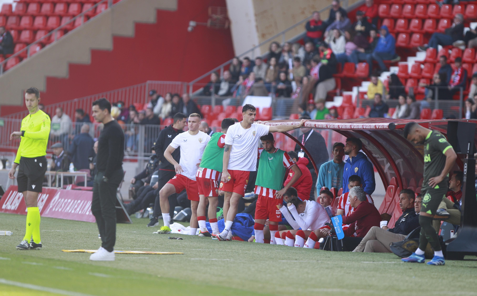 Las mejores imágenes del partido de fútbol U.D. Almería-Girona F.C.