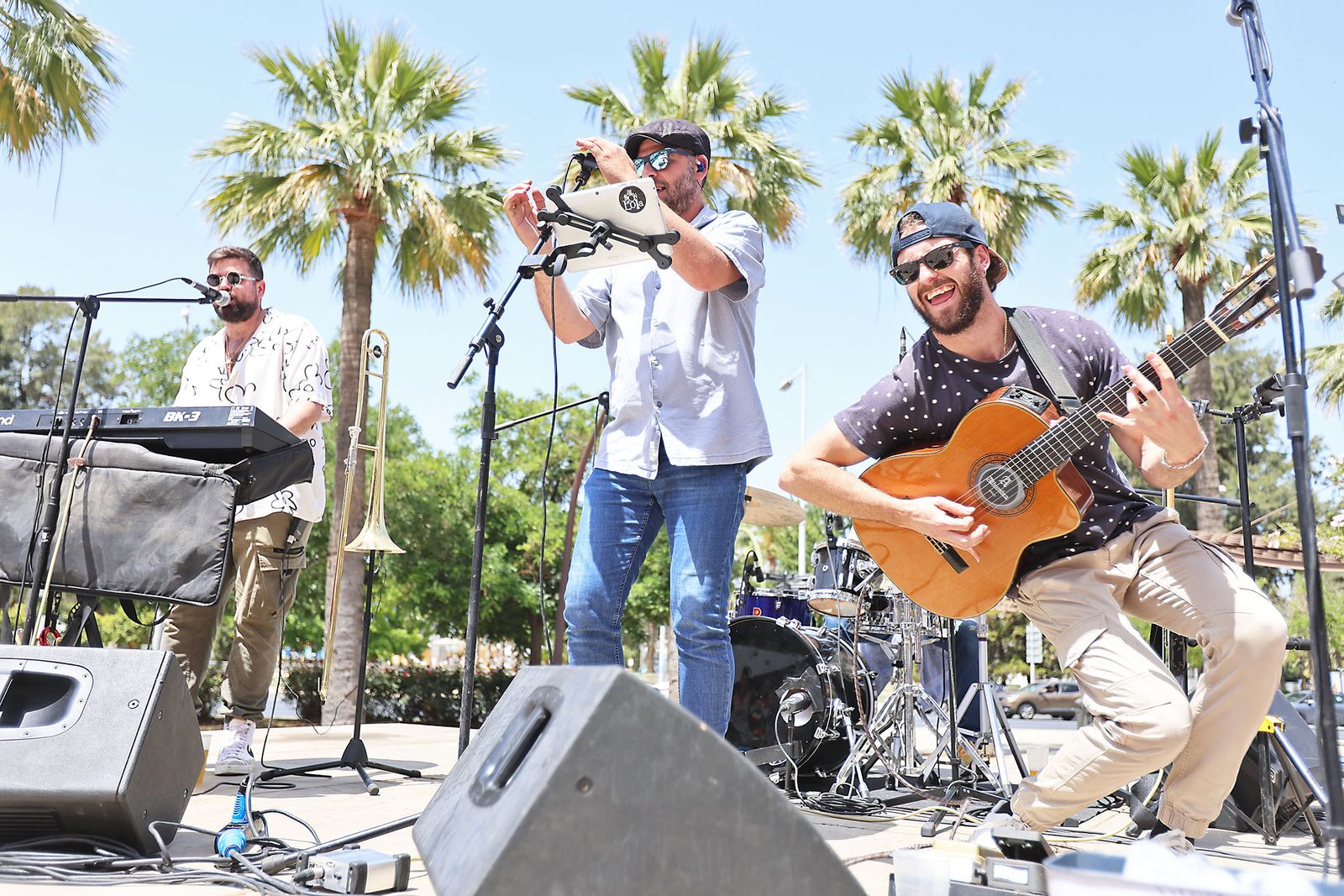 Imágenes de la Feria del Caracol en la Plaza 12 de Octubre
