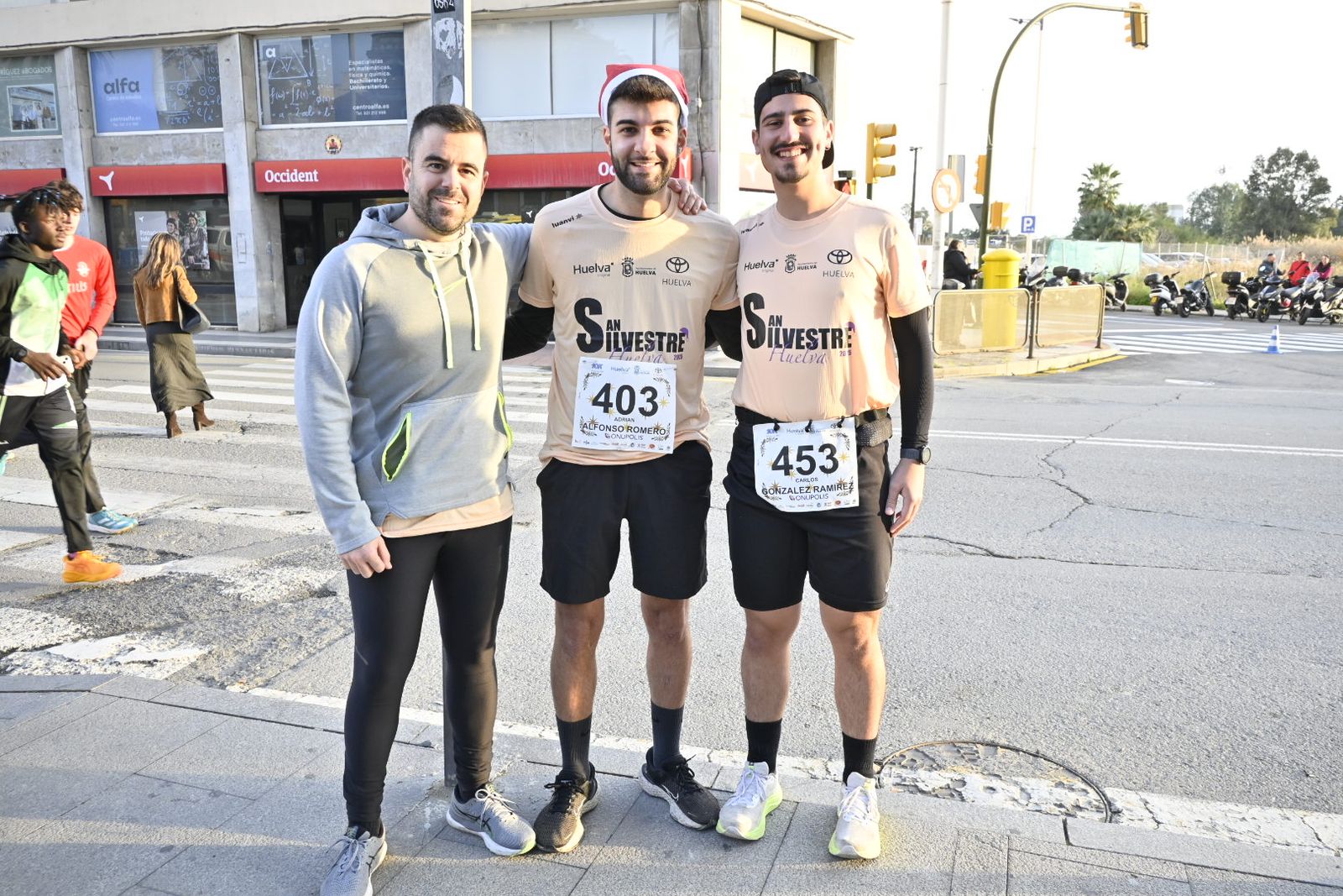 Búscate en las mejores fotografías de la San Silvestre de Huelva 2025