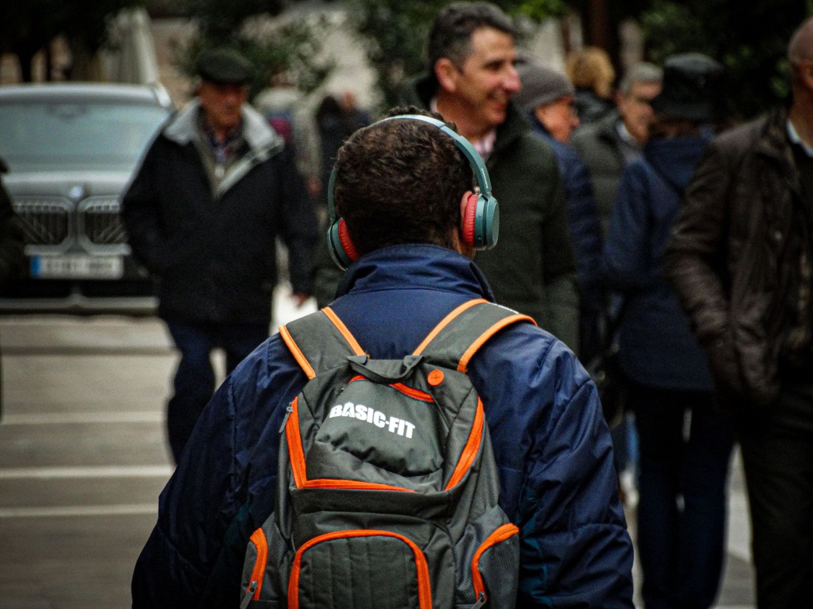 Fotos de ambiente durante la mañana en las calles del centro