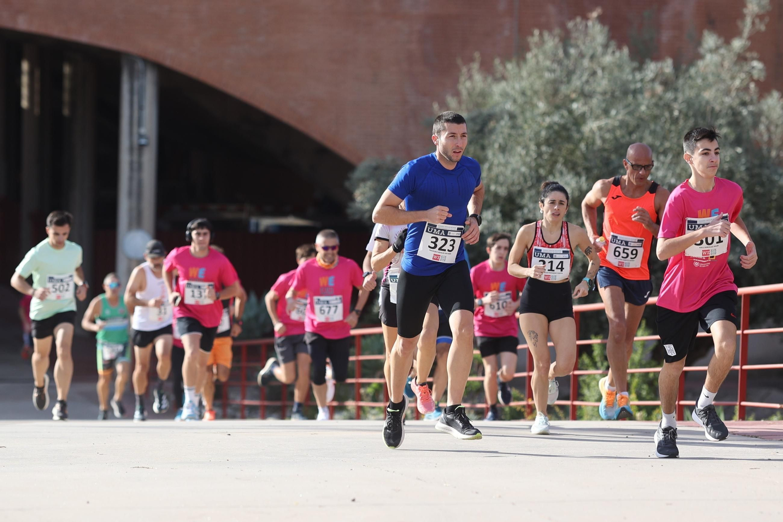 La carrera solidaria We Run de la UMA, en fotos