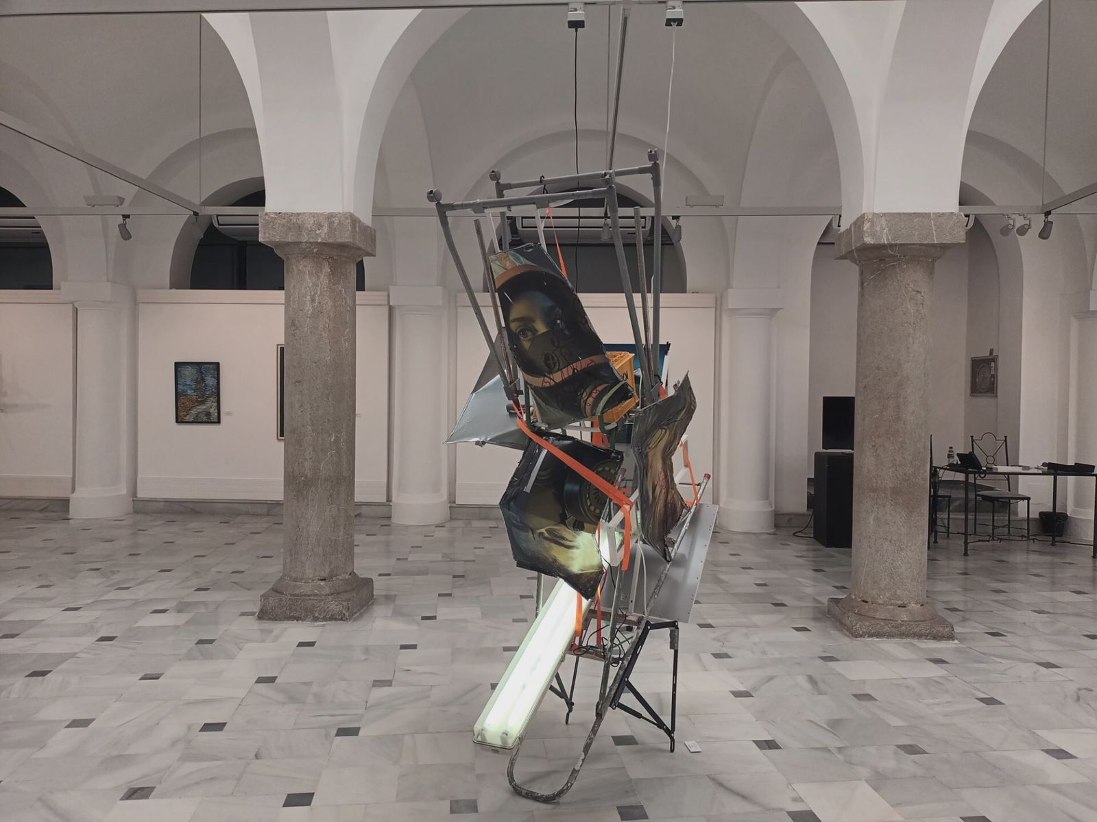 Una de las obras expuestas en la Sala Pescadería Vieja.