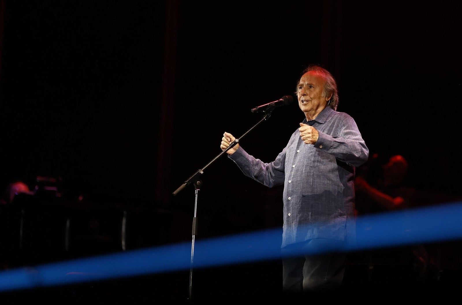 Las imágenes del concierto de Joan Manuel Serrat en Sevilla