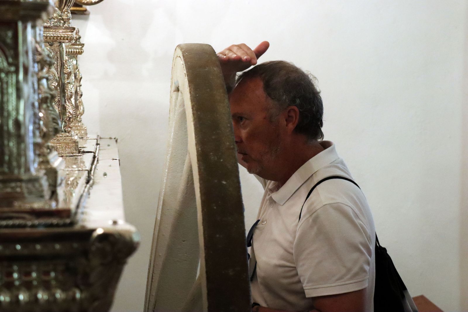 Visita guiada de la ONCE a la Hermandad de Emigrantes de Huelva, en imágenes