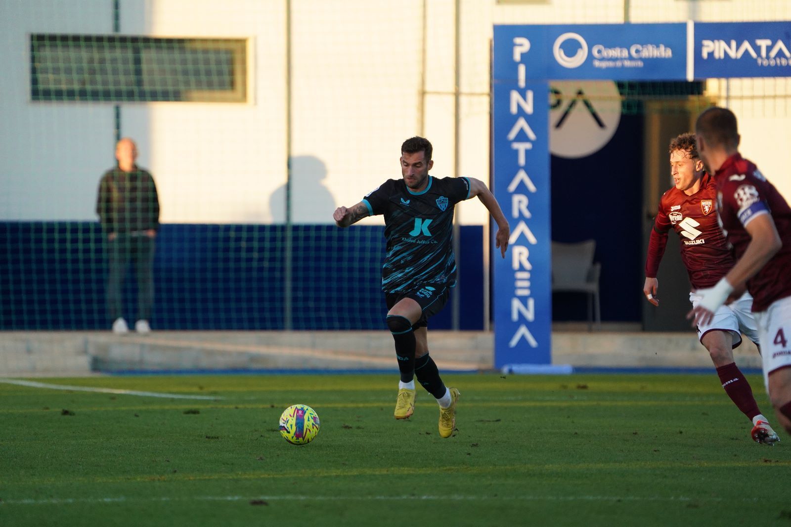 Las fotos del primer encuentro de la historia del Almería ante un rival italiano