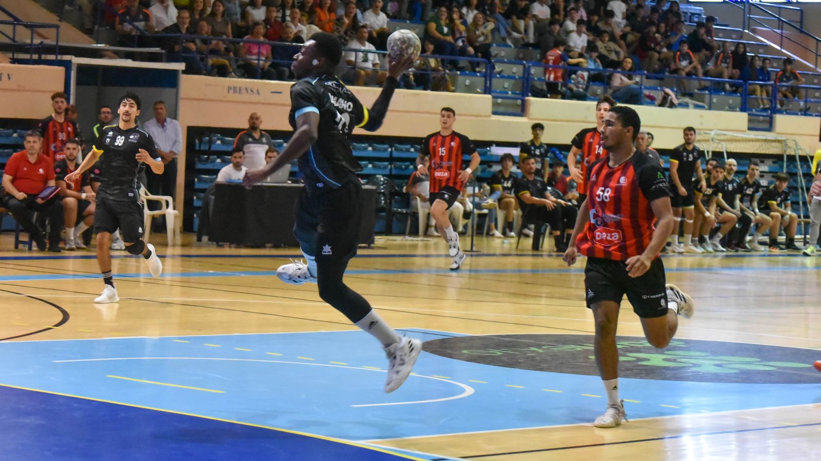 Las fotos del BM Ciudad de Algeciras - Córdoba de Balonmano