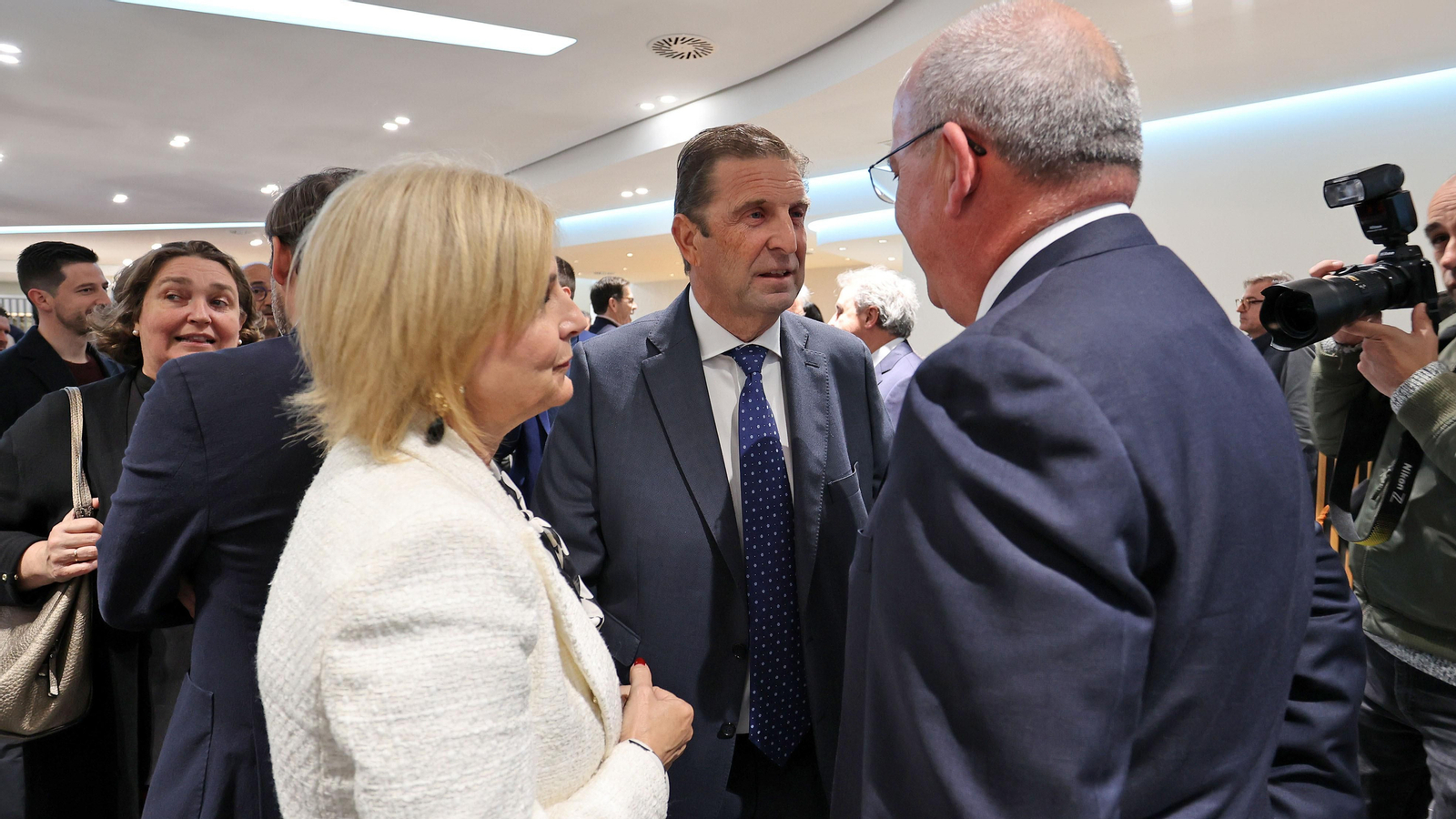 Inauguración del nuevo concesionario Lexus en Jerez