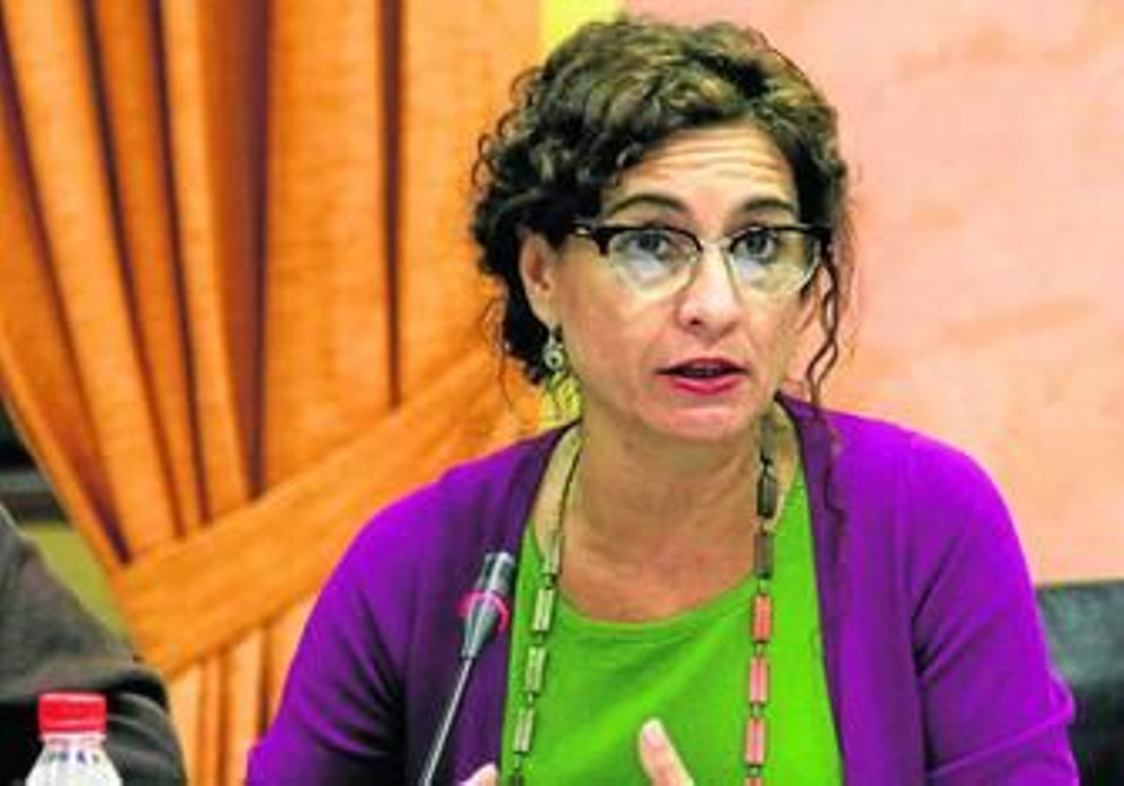 María Jesús Montero en la presentación de los Presupuestos de 2014 en el Parlamento andaluz.