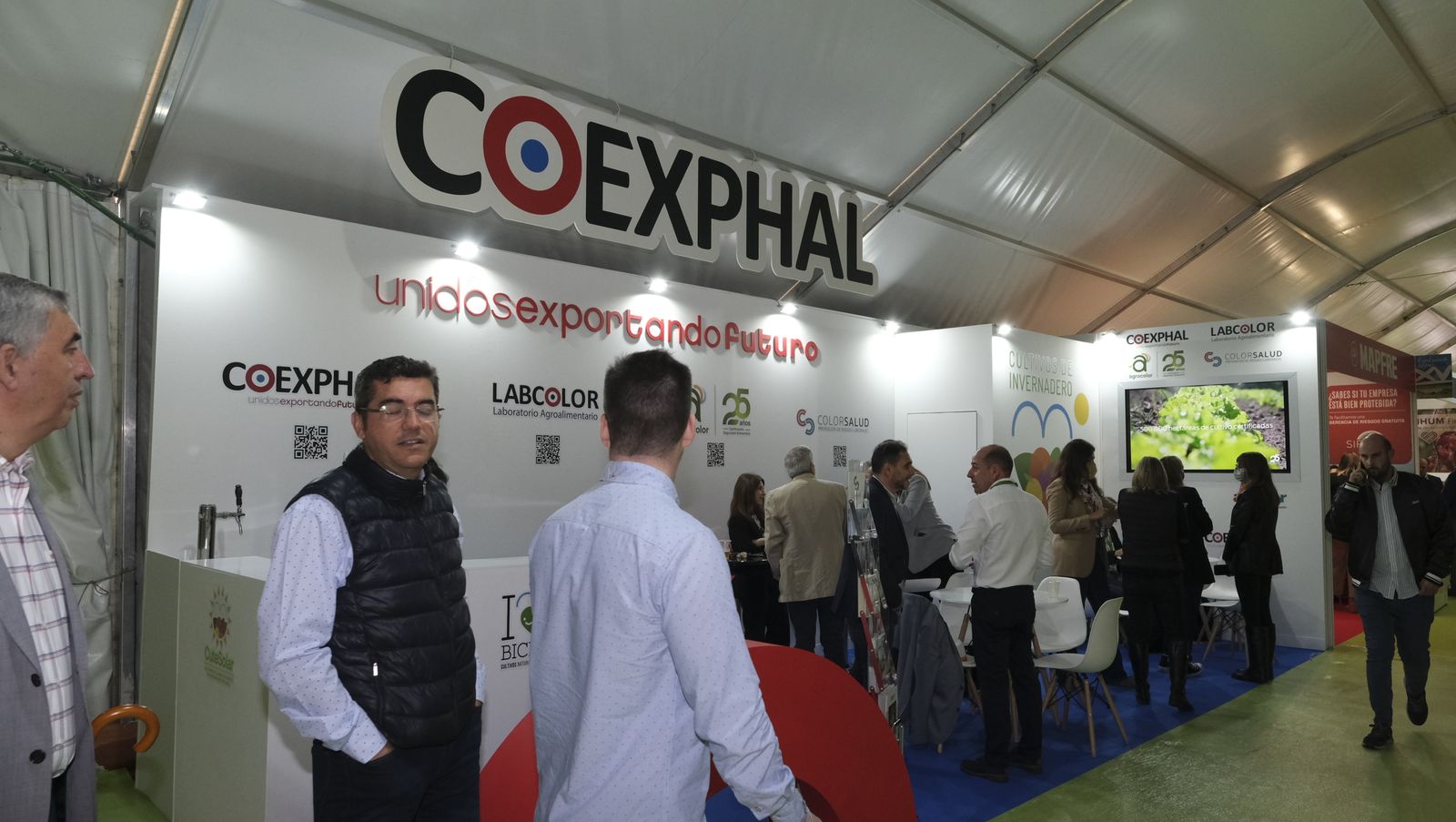 Imágenes del primer día de Expolevante Níjar.