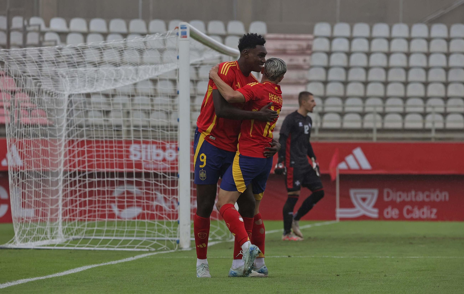 Las mejores fotos del España - Malta sub-21 en Algeciras