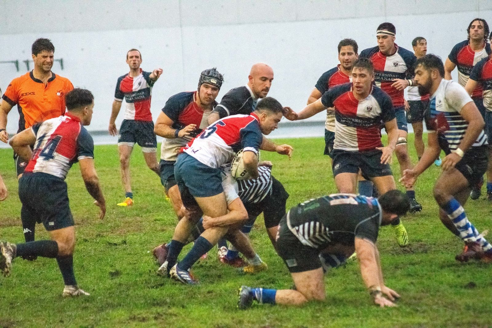 Rugby Tartessos durante un encuentro.
