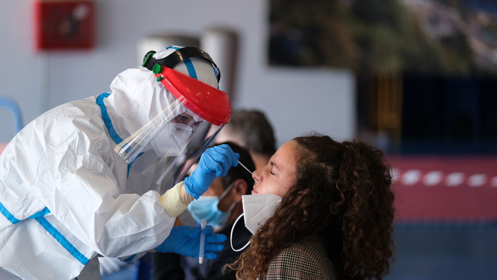 Fotogalería cribado test antígenos COVID-19 en Berja. Almería