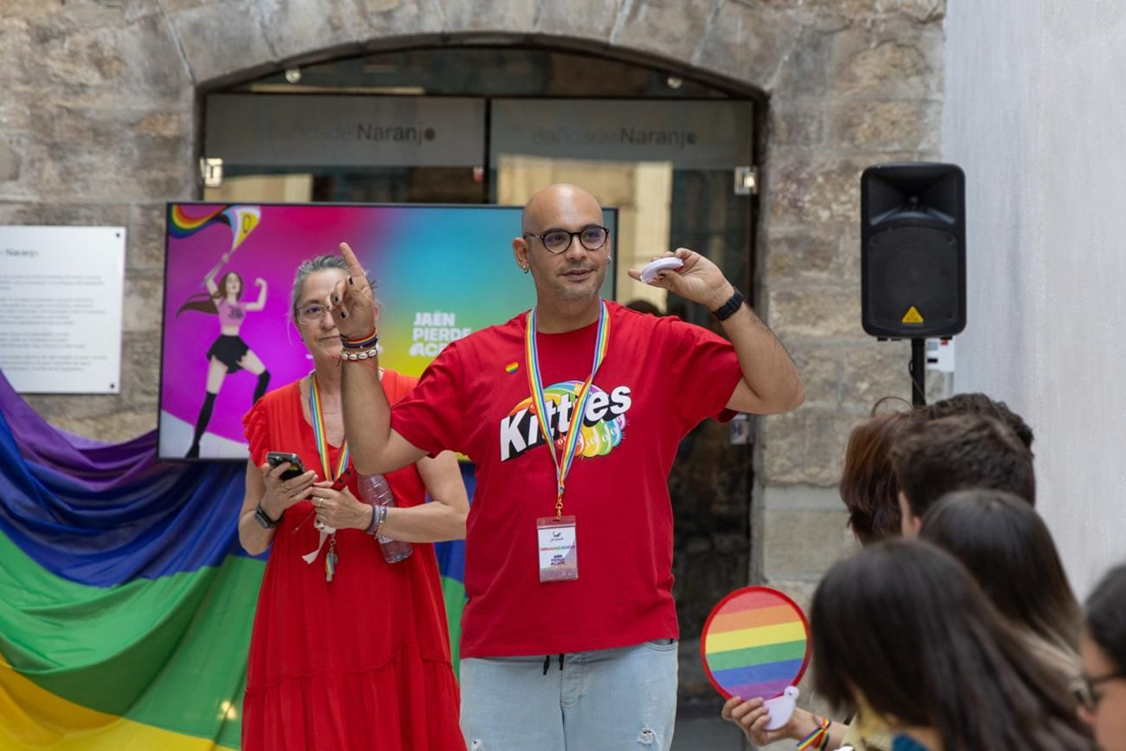 Alberto Batres, el diseñador jiennense presenta sus creaciones en el evento en el que se aborda cómo performar el género a través de la moda