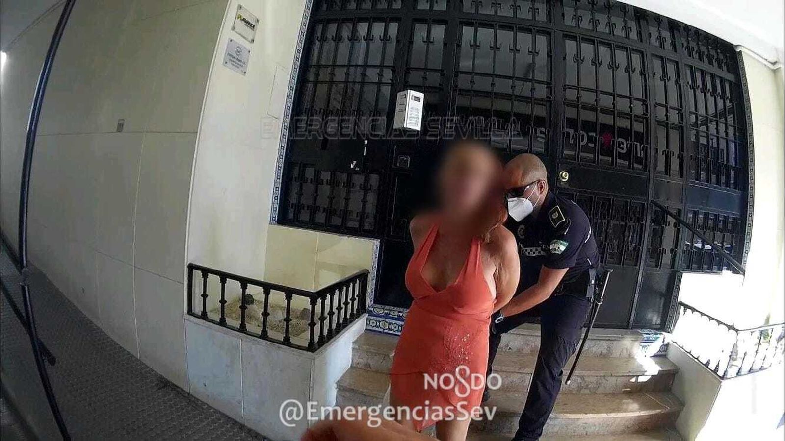 Detenida una mujer por apuñalar a su ex novio en Triana