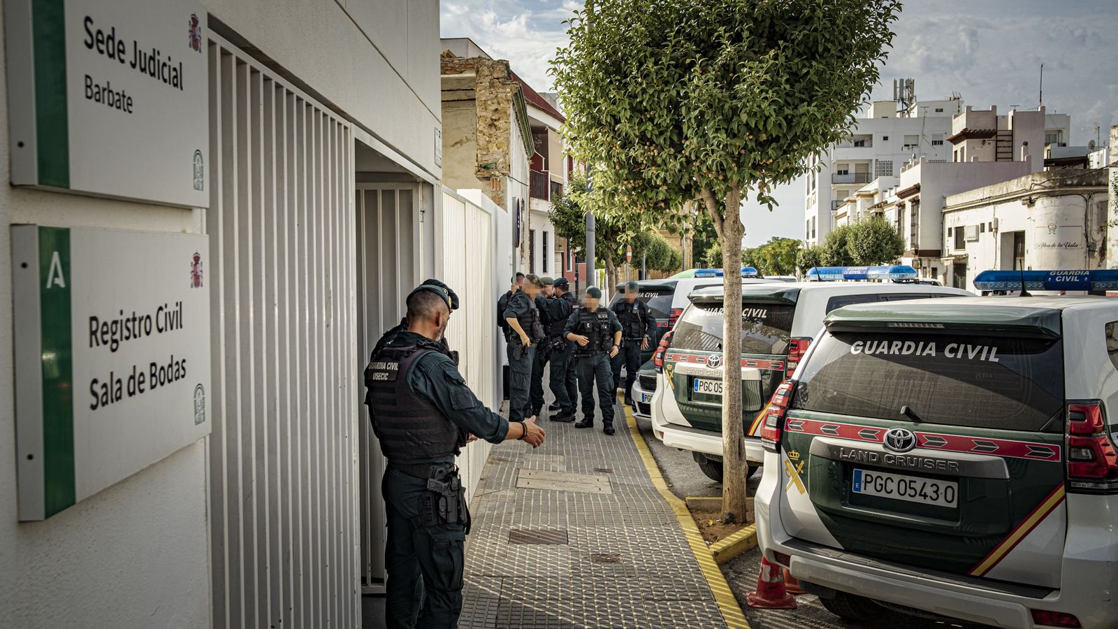 Dispositivo de seguridad frente a los Juzgados de Barbate