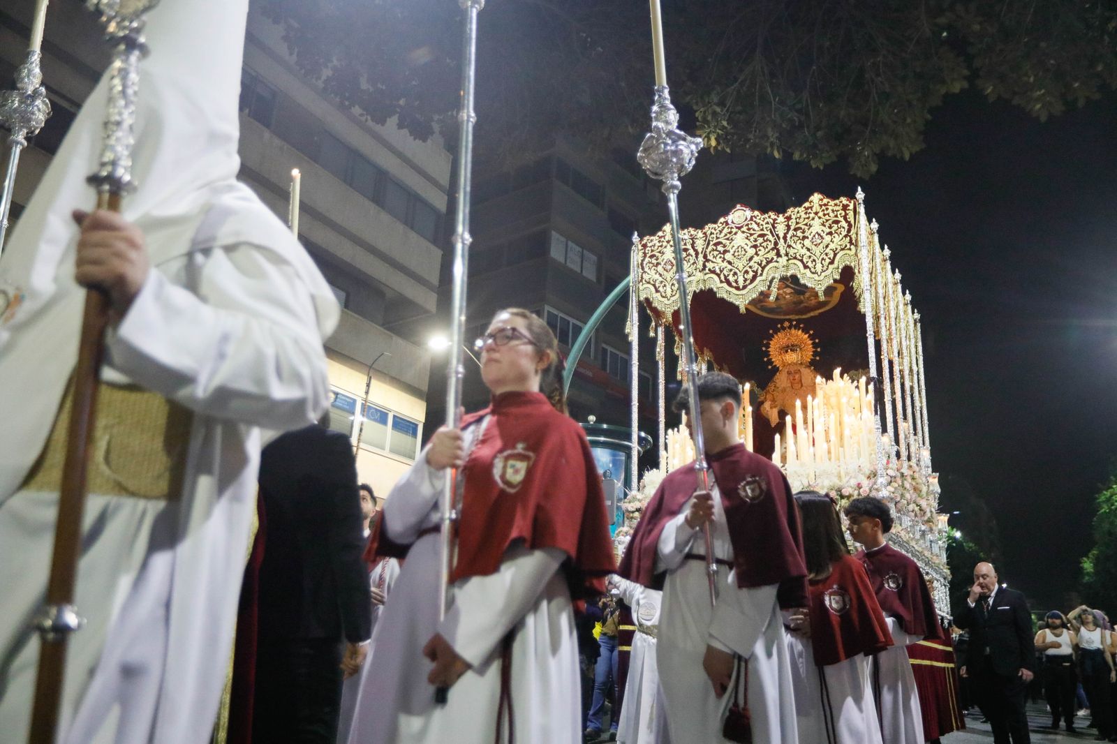 Te contamos en imágenes la Santa Cena tras la lluvia en la ciudad