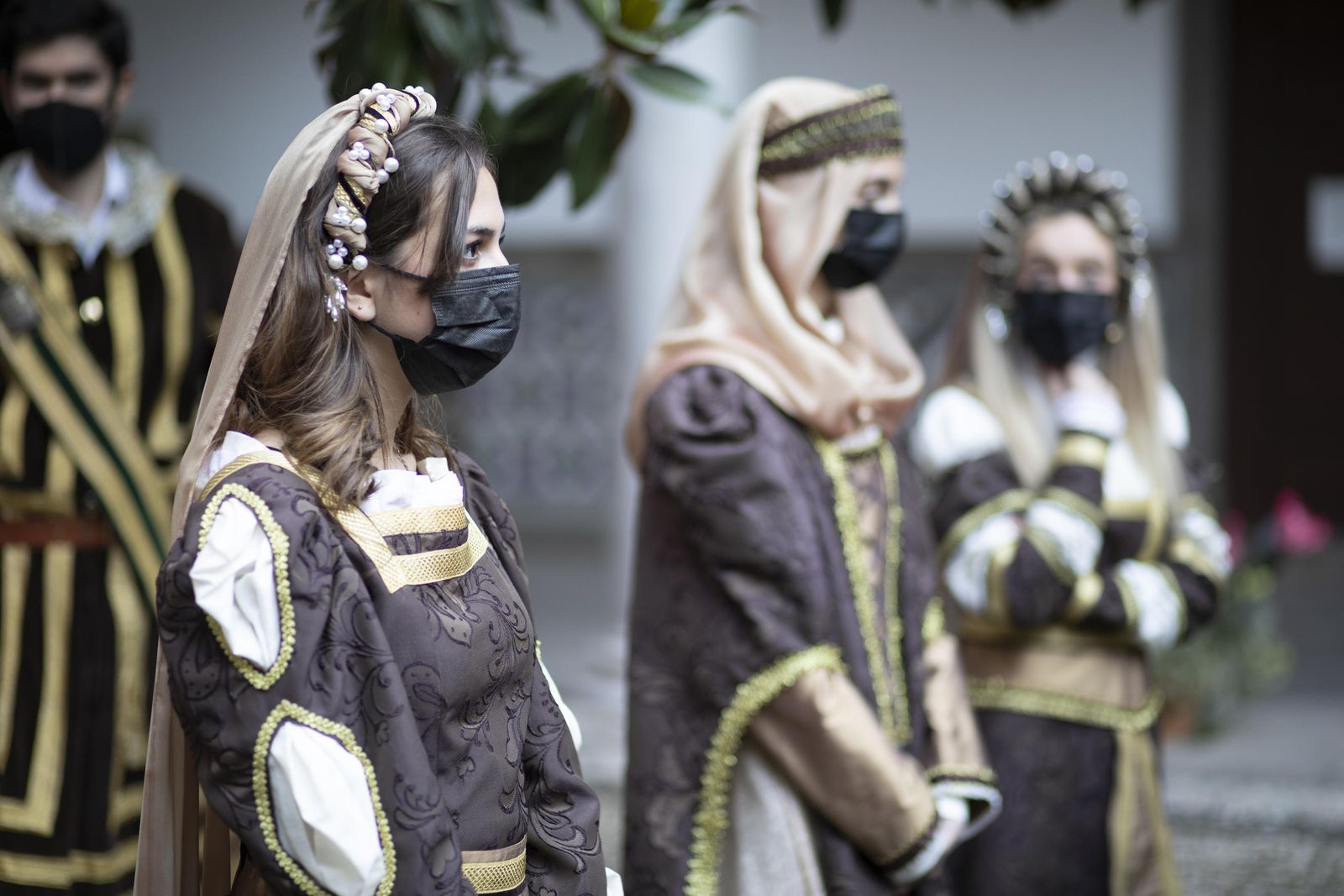 Fotos: el homenaje del quinto centenario del traslado de los restos de los Reyes Católicos