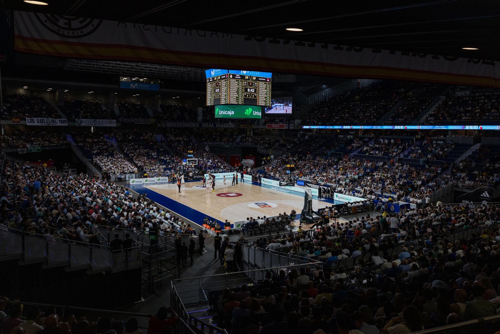 El Real Madrid sufre pero gana al Baskonia (82-76)