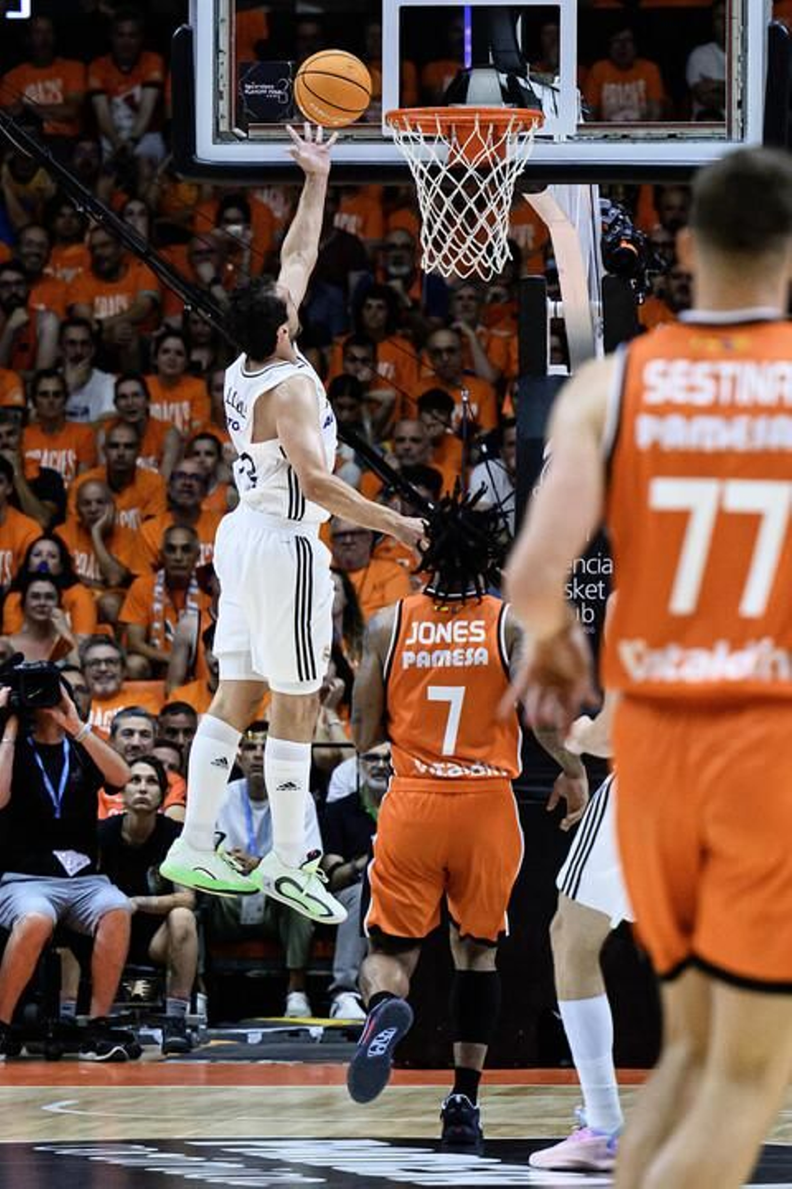 Las fotos del título del Real Madrid en baloncesto