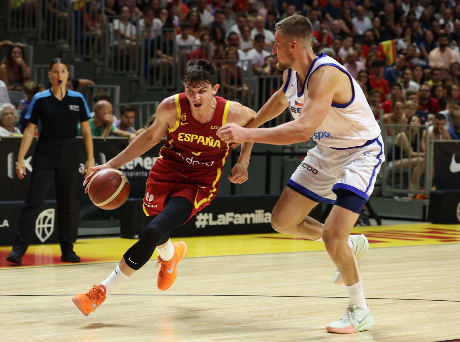 España-República Checa, en fotos