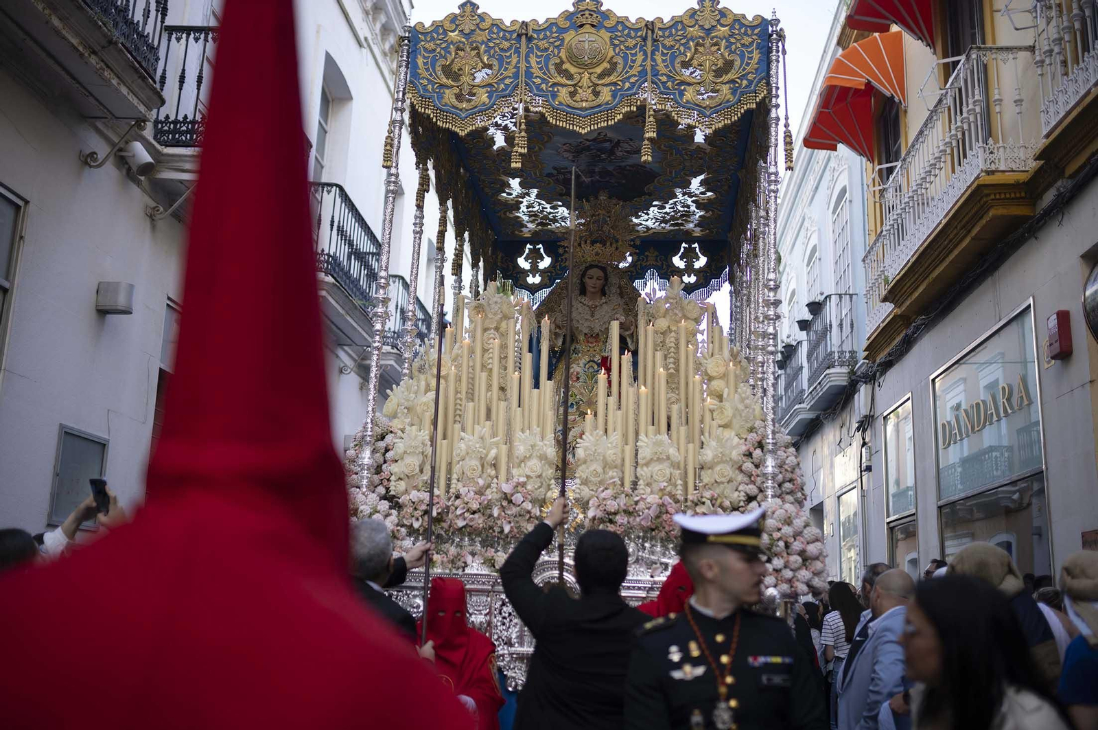 Domingo de Ramos: Imágenes de la Hermandad de la Borriquita