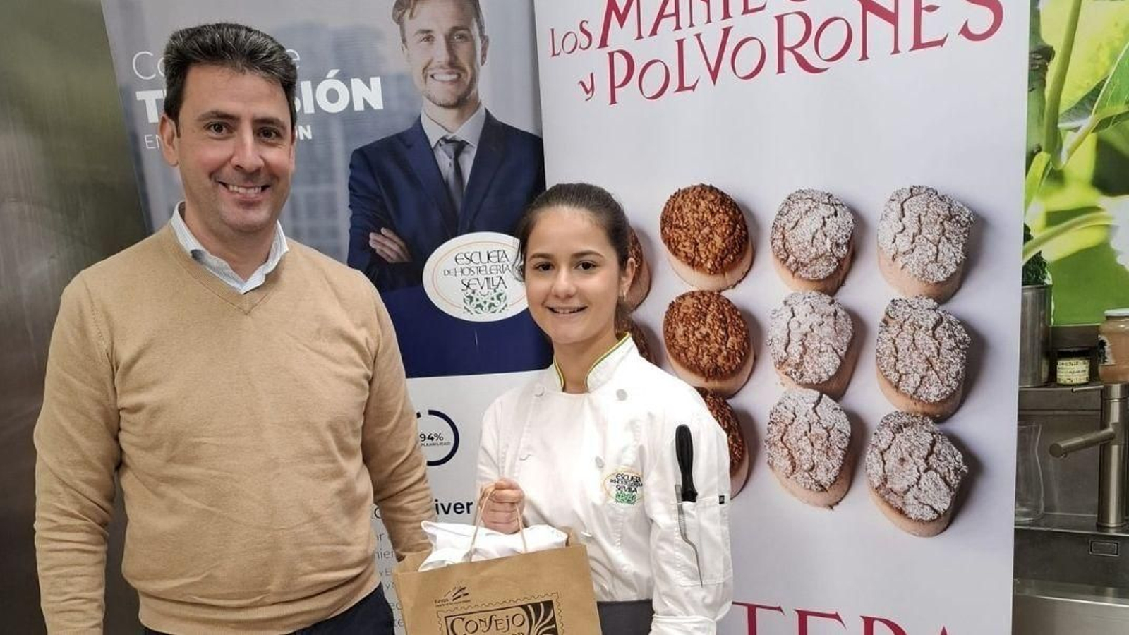 Irene Jiménez, en el momento de recibir su premio