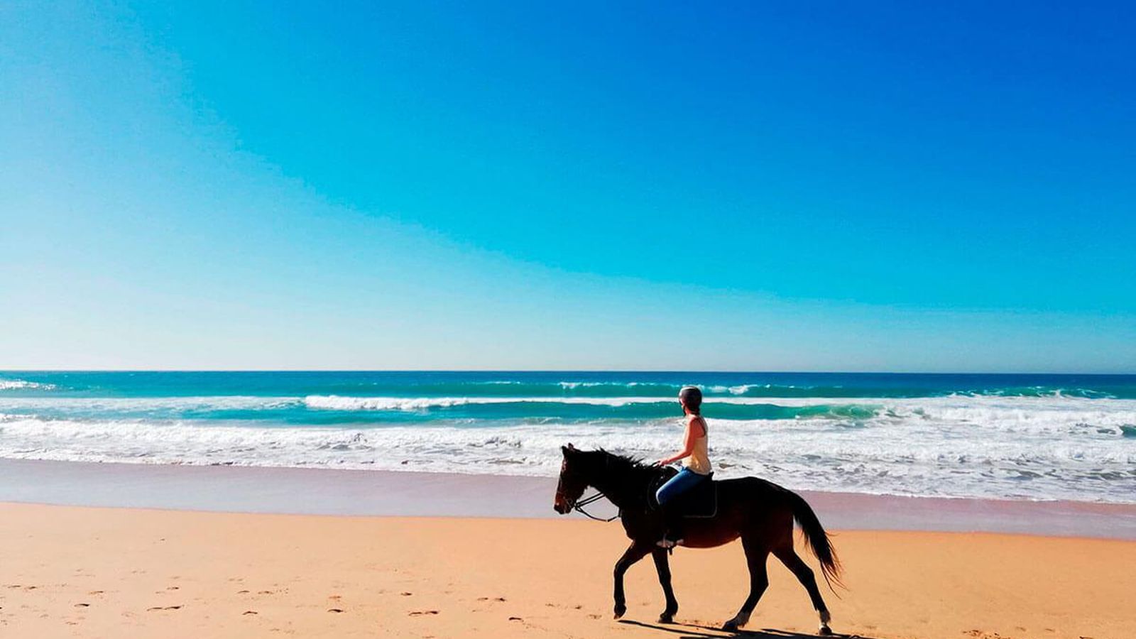 Ruta de día por la playa