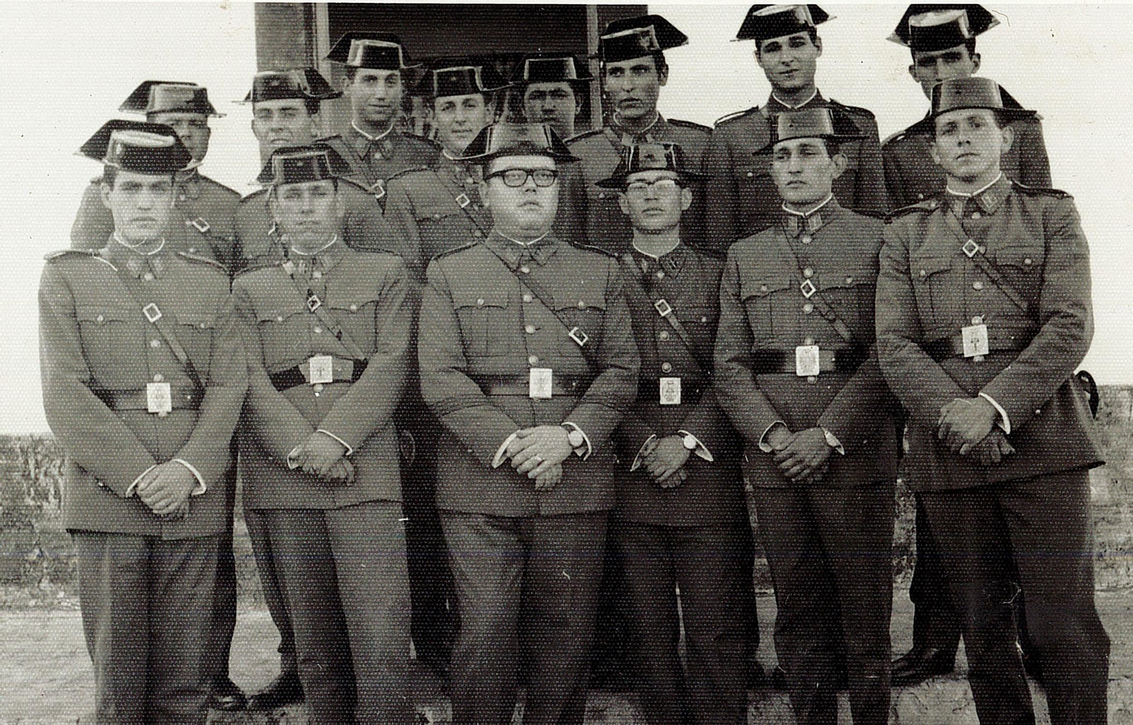 Guardias Civiles del Puesto de Guadalquitón (1965).