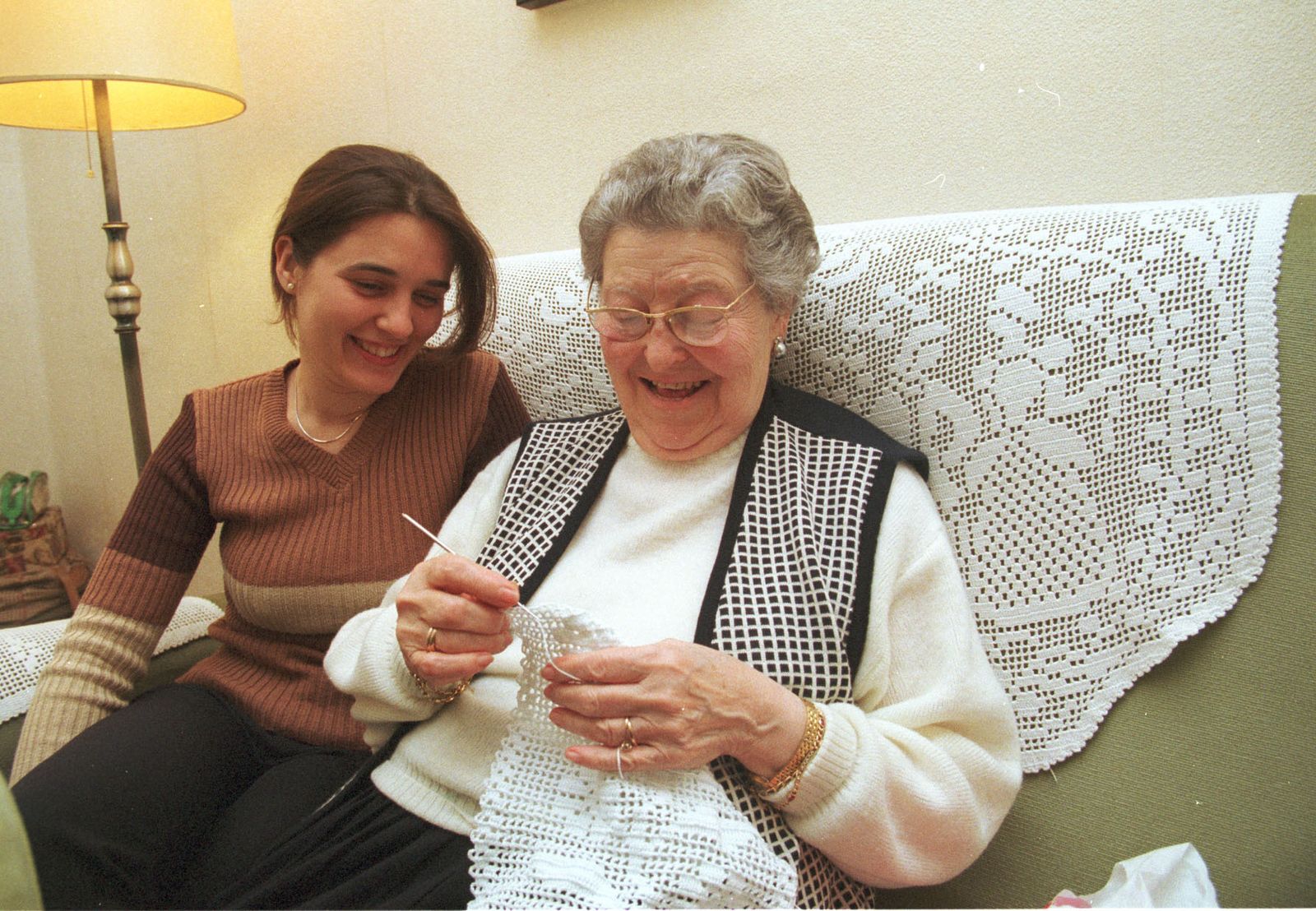 Vivir más de cien años: ¿Cuáles son los rasgos en común de las personas centenarias?