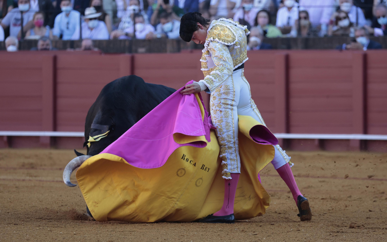 Las imágenes del primer festejo de San Miguel