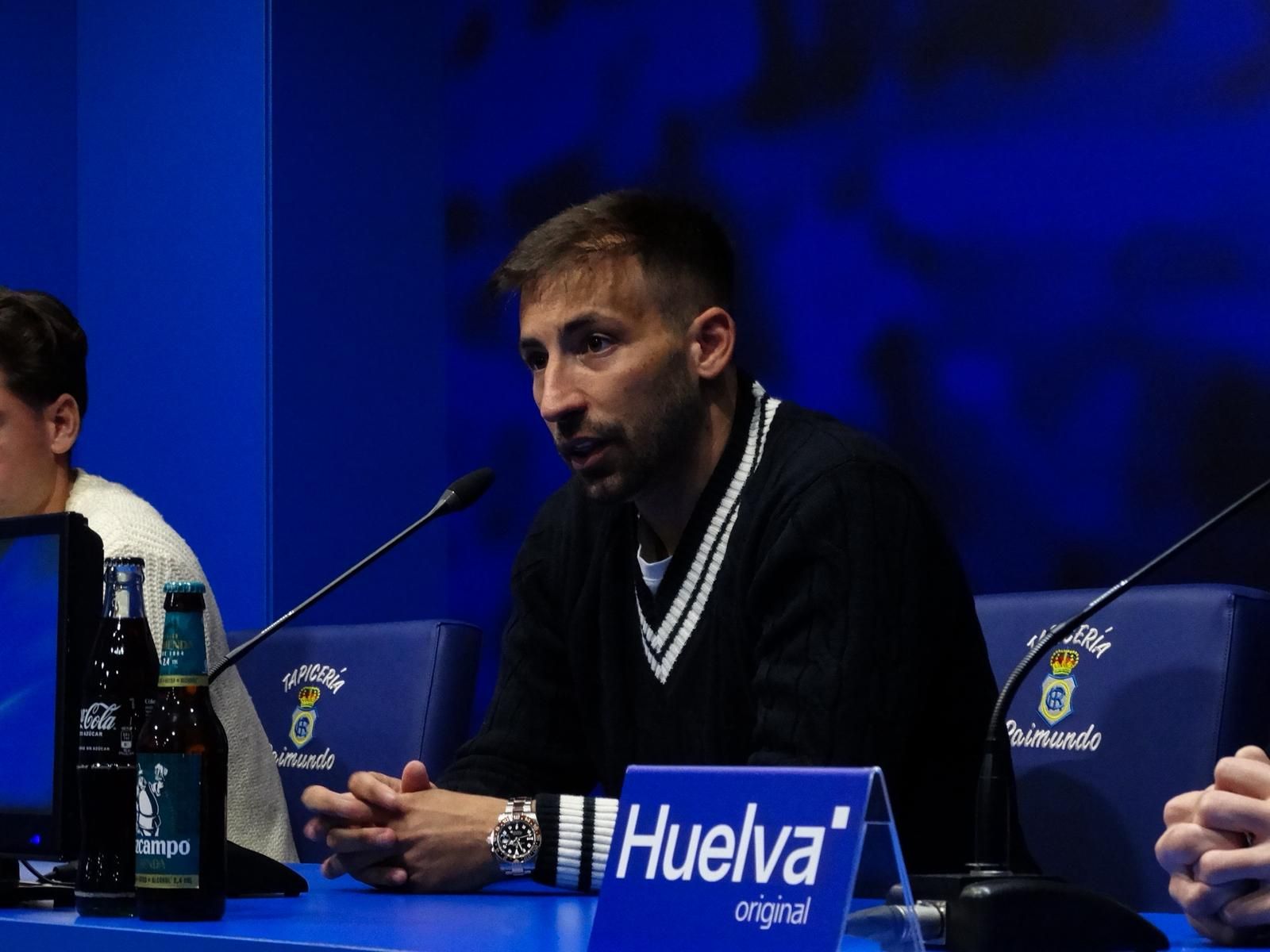 La presentación de los nuevos fichajes del Recre, en fotografías