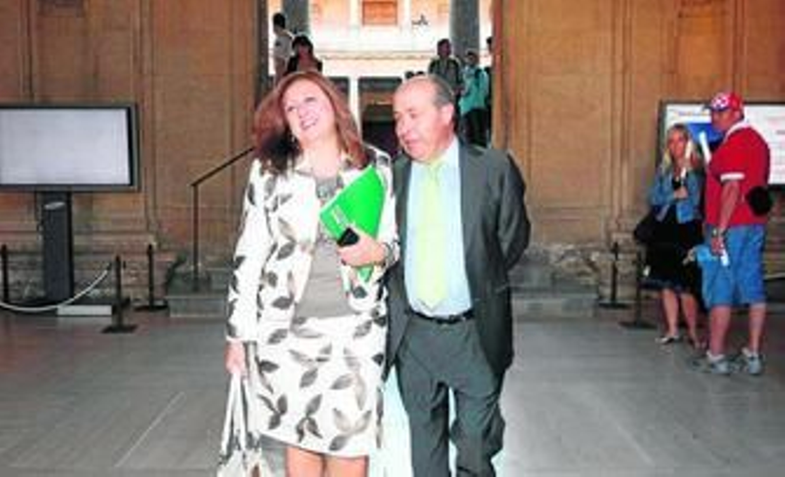 María del Mar Villafranca y José Torres Hurtado, minutos antes de la reunión.