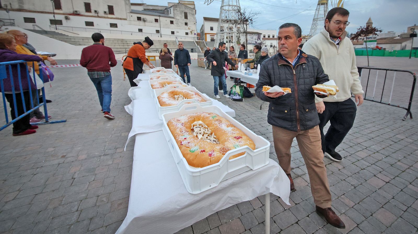 El roscón solidario de Santa Marta en Jerez