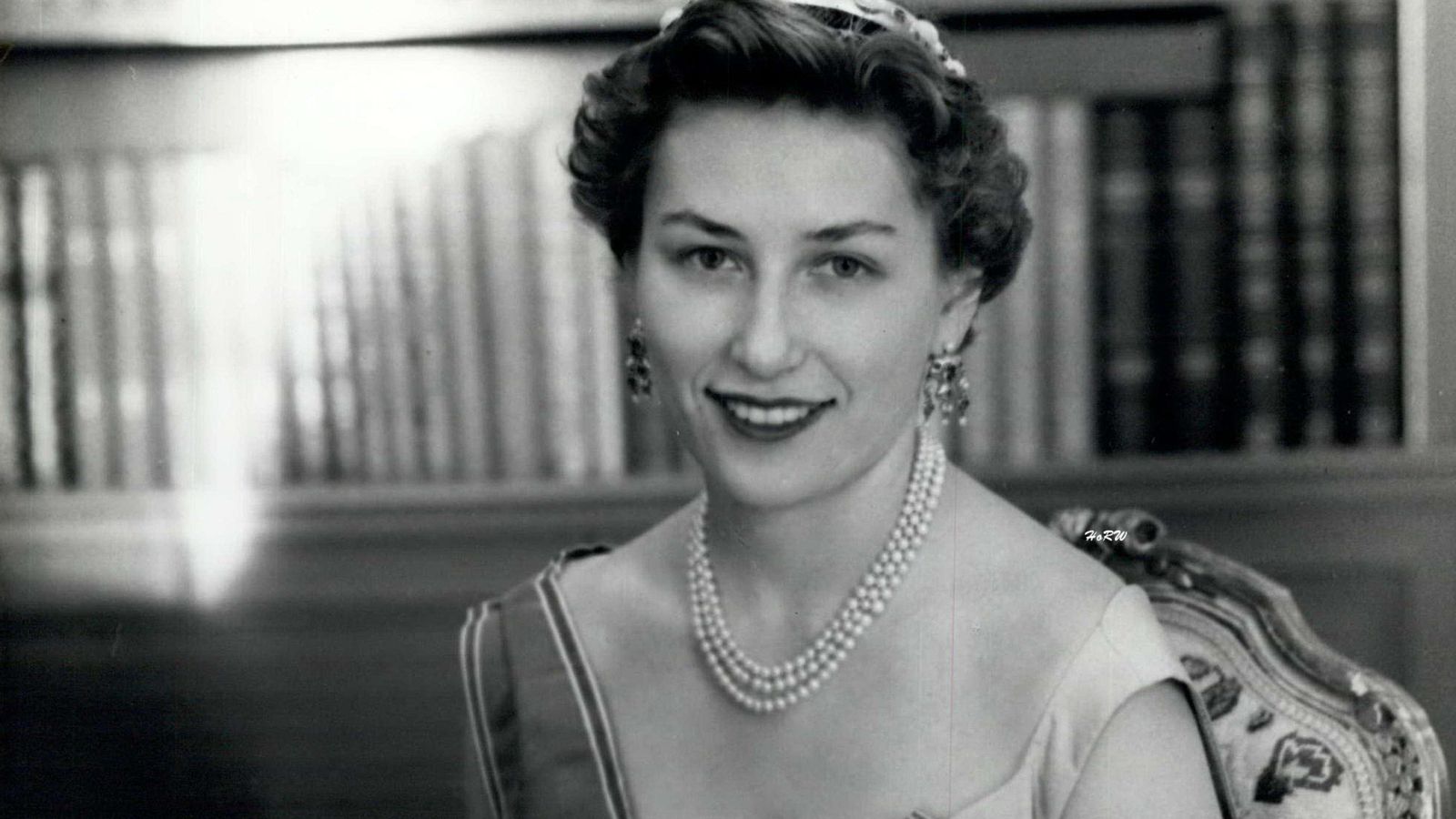 La princesa Astrid de Noruega cuando en los años 50 se convirtió en primera dama del país al fallecer su madre