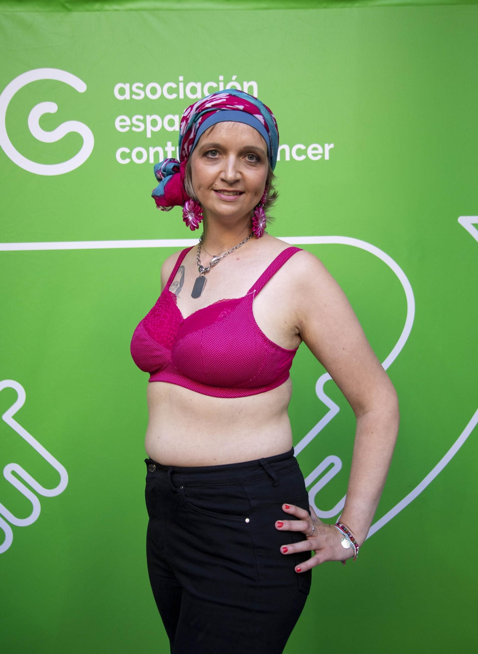 Mucho x Vivir de la Asociación del Cáncer en la Escuela de Artes de Almería