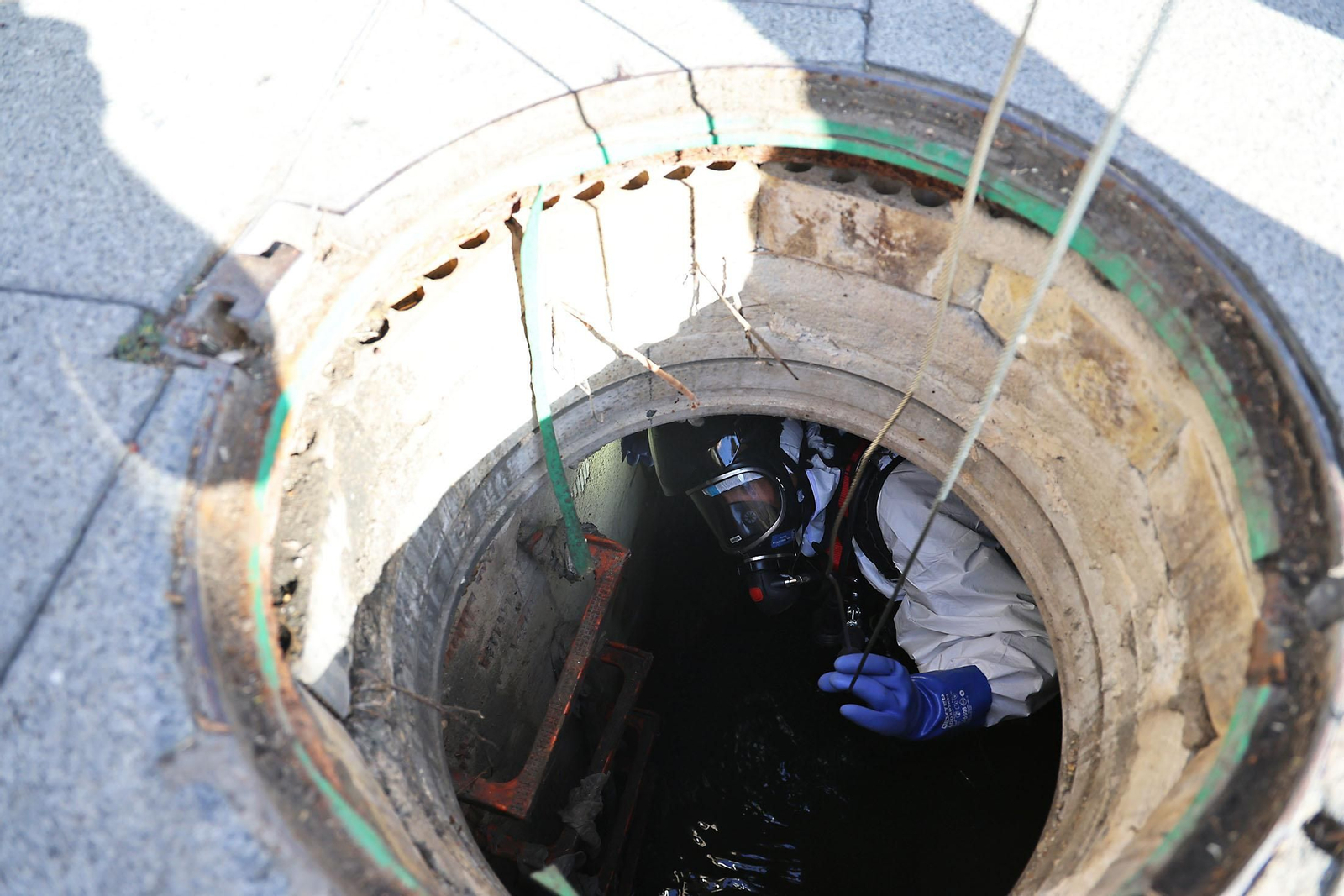 Así trabaja la Unidad de Subsuelo de la Policía para garantizar la seguridad en Huelva durante la Magna