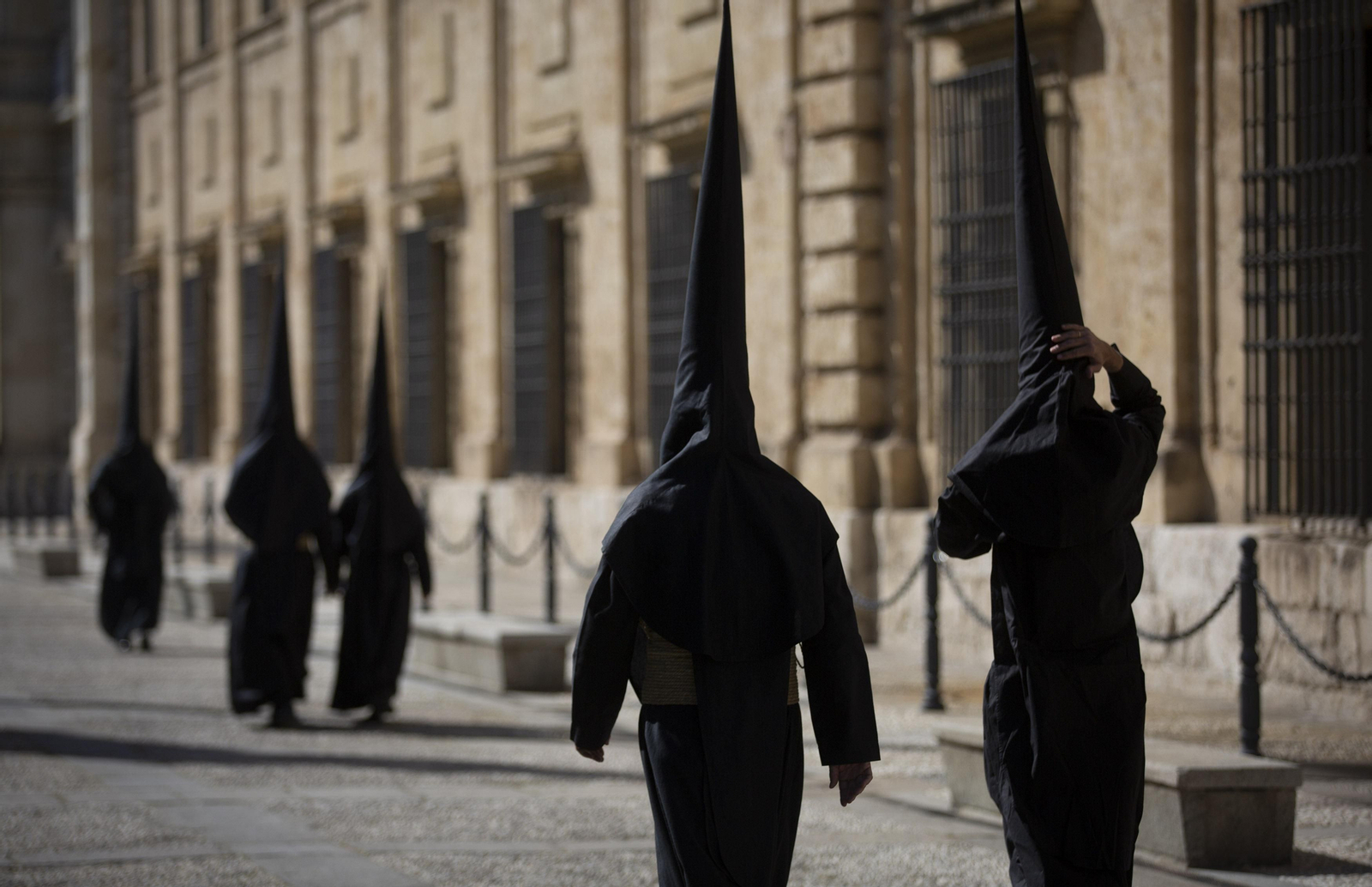 Las imágenes de la Hermandad de Los Estudiantes