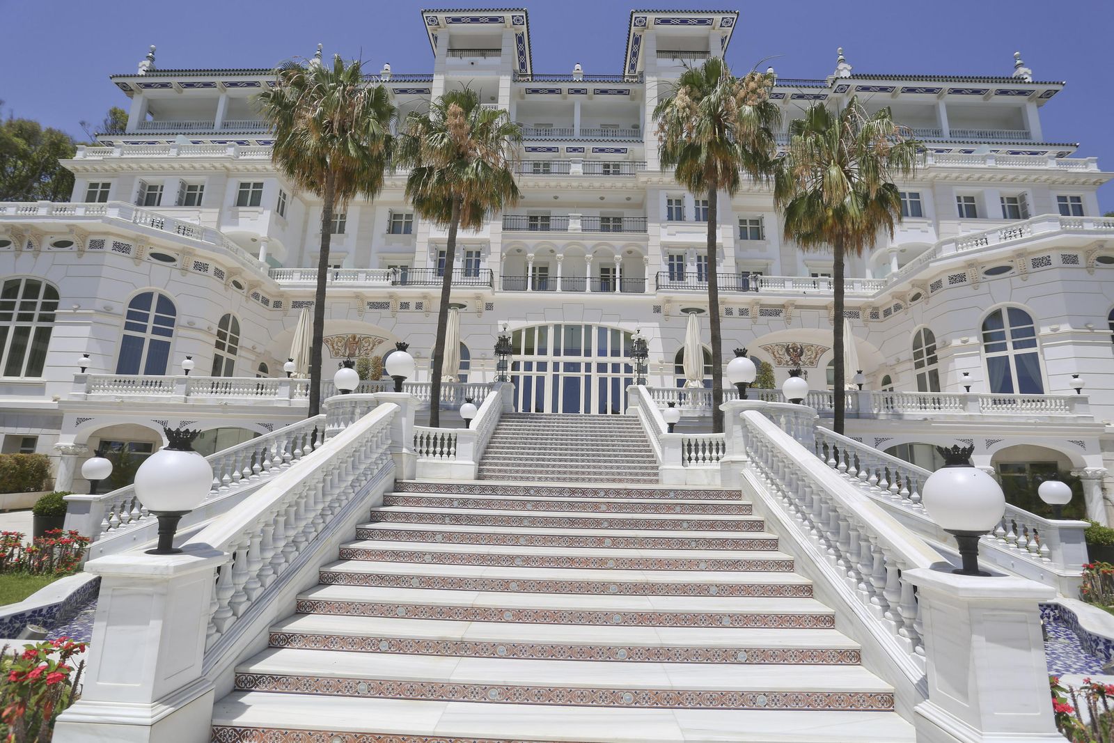 Vista de la zona exterior del hotel Miramar.