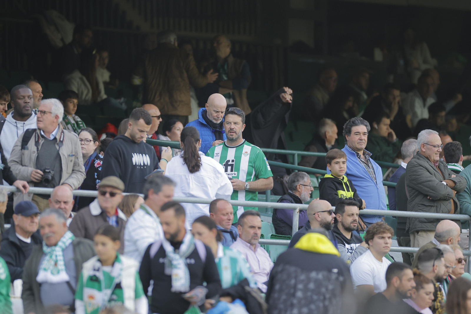 Búscate en las fotos del Betis-Real Madrid