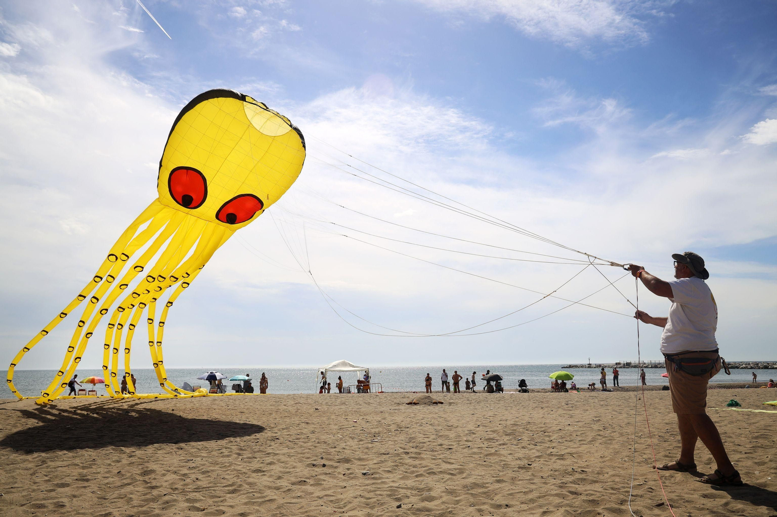 Las imágenes del Festival Internacional de Cometas en las playas de Málaga