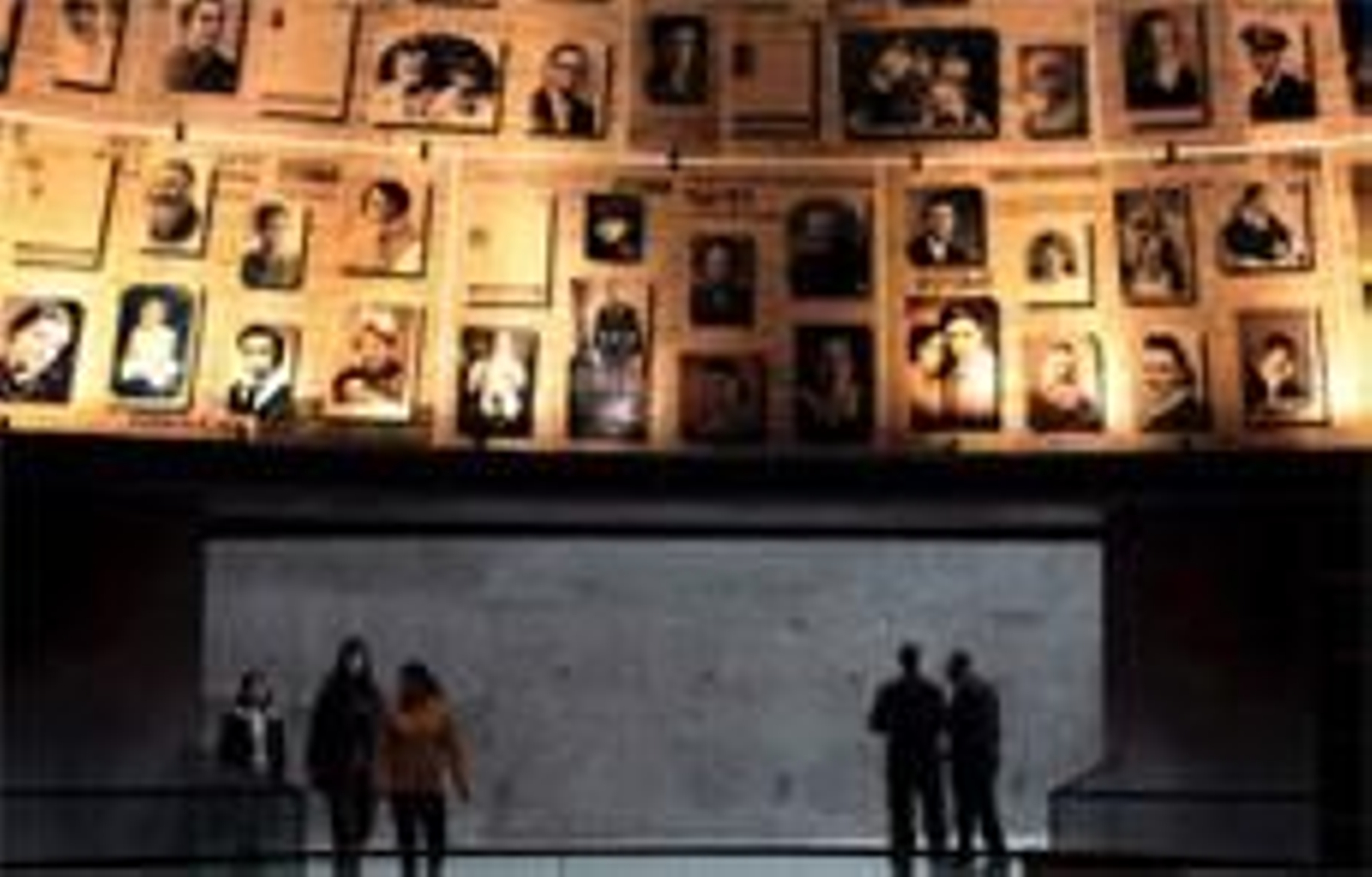 El campo nazi de Sachsenhausen recordó a las víctimas españolas