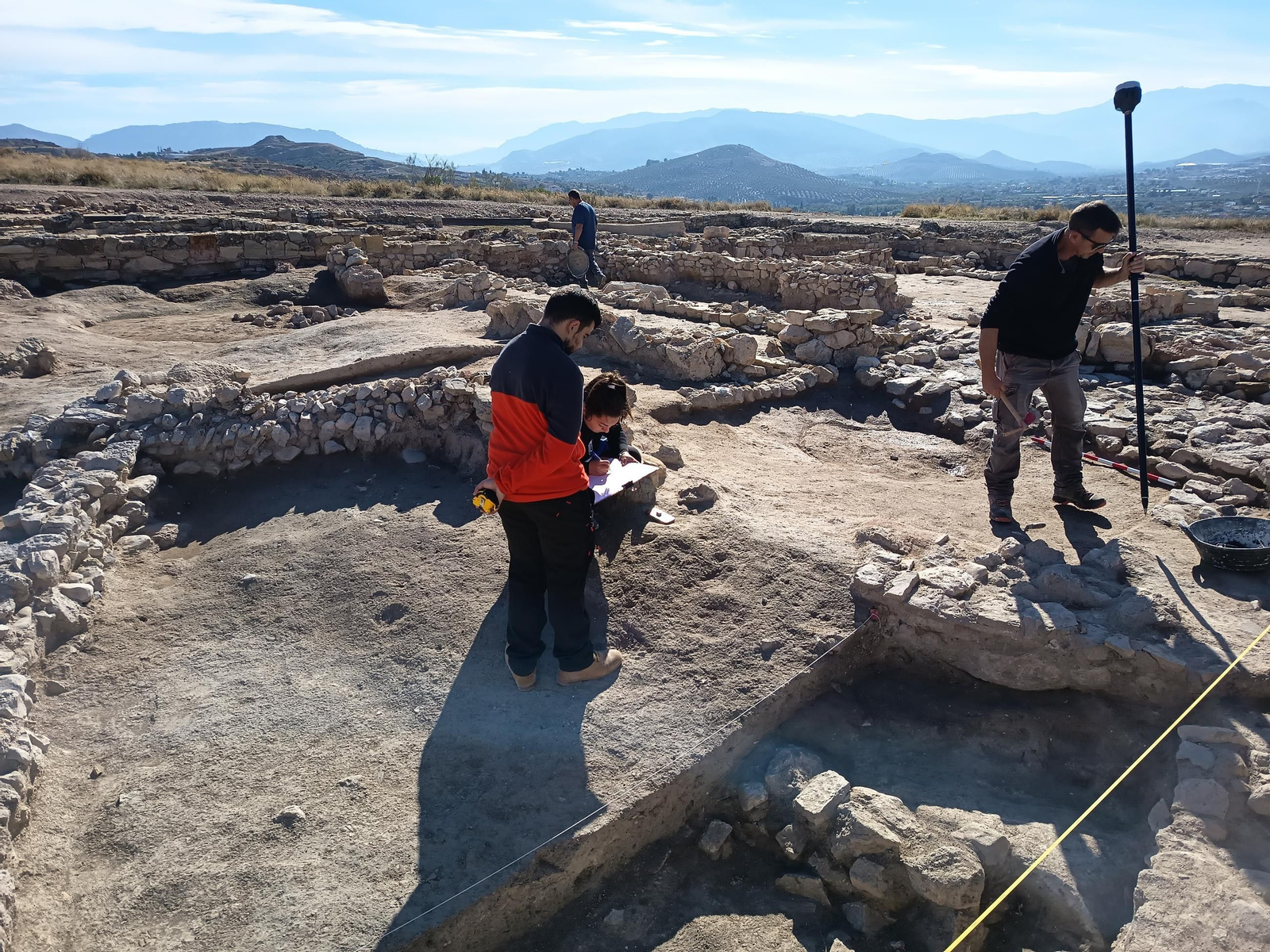 Excavación arqueológica en el Oppidum Íbero del Puente Tablas