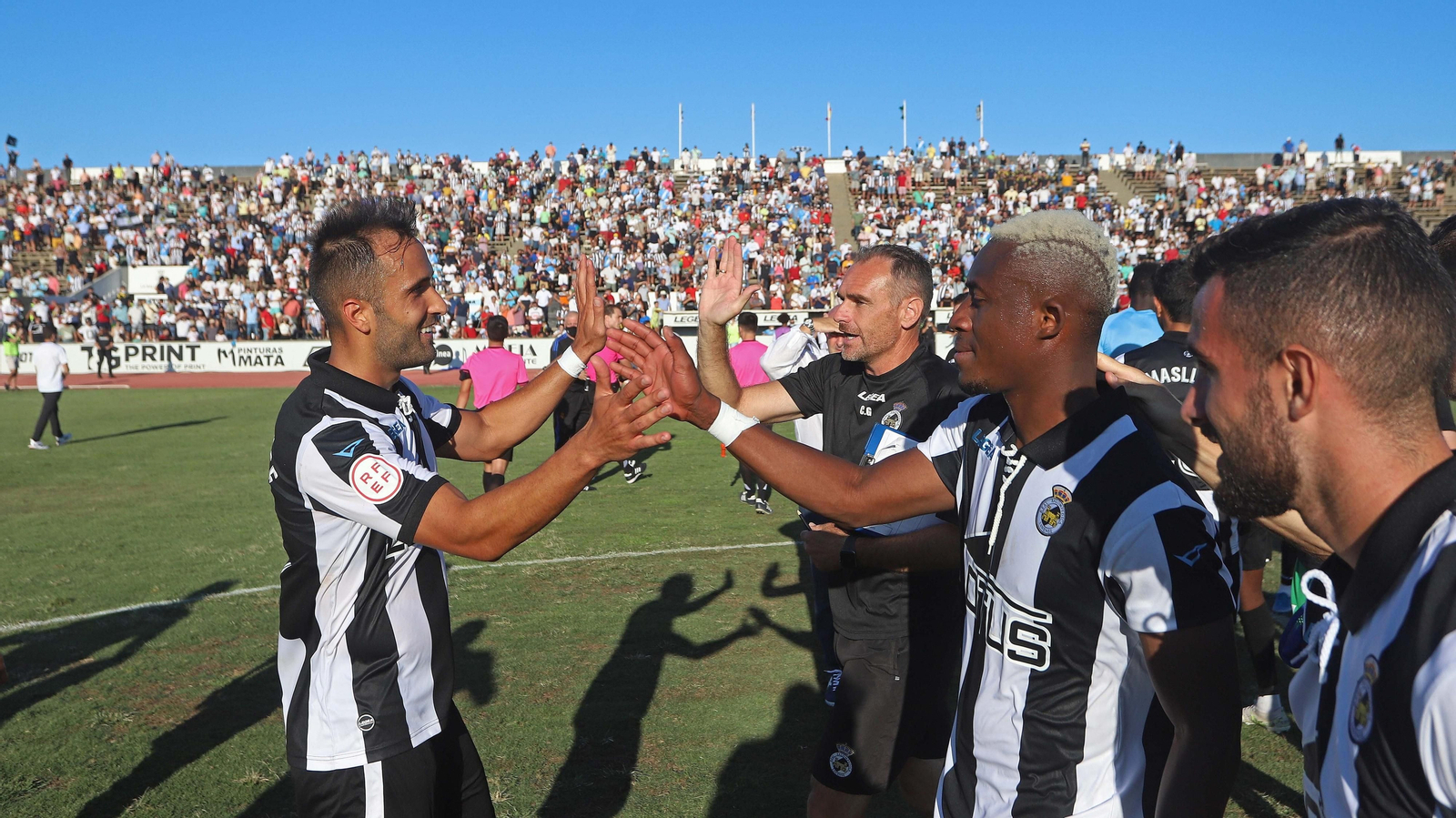 Las mejores fotos del Balona - Real Madrid Castilla en La Línea